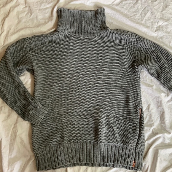 Lululemon Karma Kurmasana Merino Wool Sweater in Heather Grey (size large) - Picture 1 of 11